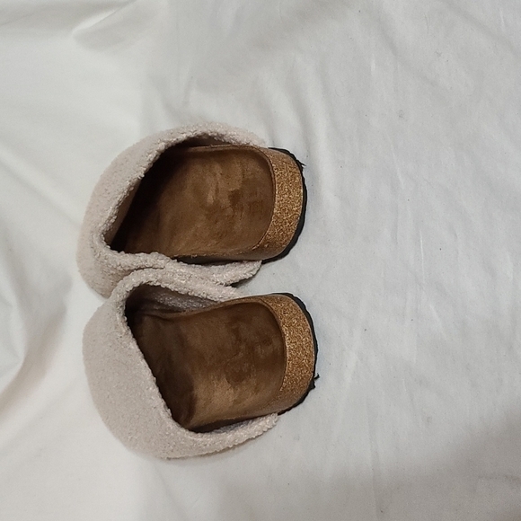 Nicole Miller Cream Fuzzy Mules - Picture 4 of 8